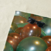 Pop Fest: Grappig Staffy Puppy in de ballonnen, Strandlaken (In situ)