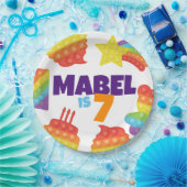 Pop het! | Regenboogverjaardag Papieren Bordje (Feest)