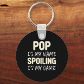 Pop is mijn naam verwennen is mijn spel grappig sleutelhanger (Voorkant)