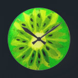 Pop kunst heldere kiwi - waterverf ronde klok<br><div class="desc">Een schattige en kleurrijke levendige kiwi-vruchtenplak van een origineel schilderij van kunstenaar Sacha Grossel. Deze grote kunstachtige pop is groen en zeer helder en kleurrijk tegen een aanpasbare gele achtergrond. Kronkelig en origineel.</div>