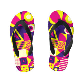 Pop kunst, kleurrijke geometrische vormen. kinder teenslippers