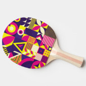 Pop kunst, kleurrijke geometrische vormen. tafeltennisbatje (Zijkant)