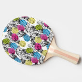 Pop kunstananassen en palmbladeren tafeltennisbatje (Zijkant)