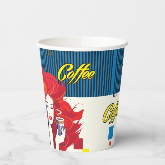 pop "Mooie Mode vrouw met koffiebeker" Art Papieren Bekers (Links)