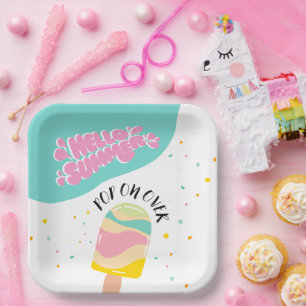 Pop op over verjaardagsfeestje papieren bordje