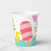 Pop op over verjaardagspartij document koppen papieren bekers (Links)