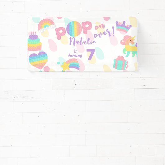 Pop voorbij! Pastel pop het verjaardagskind Spandoek (Insitu)