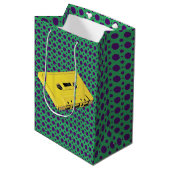 PopArt Yellow Cassette Medium Gift Bag Cadeauzakje (Voorkant Gekanteld)