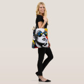 Popartvrouw met zonnebril tote bag (Op model)