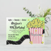 Popcorn en een film roze en groen kaart (Staand voorkant)