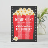 Popcorn Movie Night Verjaardagsfeestje Uitnodigen Kaart (Staand voorkant)