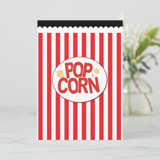 Popcorn Red & White Stripe Filmfeest Uitnodigingen (Staand voorkant)
