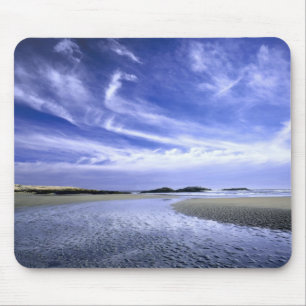 POPHAM BEACH STATE PARK, MAINE. VS. Cirrus Muismat