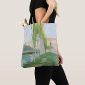 Poplars Groeit nabij een waterloop Tote Bag (Dichtbij)