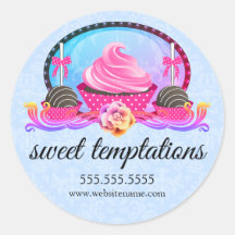 Poppen en bakkerijdozen