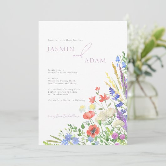 Poppies en Wildflower Lavendel Monogram Bruiloft Kaart (Staand voorkant)