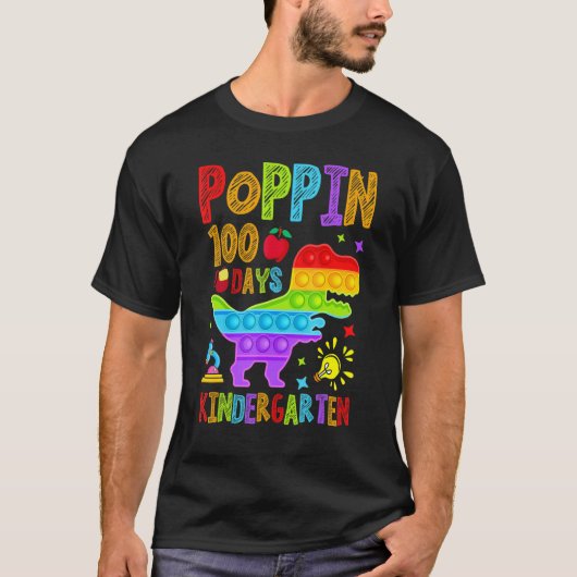 Poppin 100 Days Kindergarten Nursery School Dinosa T-shirt (Voorkant)