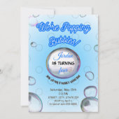 Popping Bubbles Blauwe Uitnodiging (Voorkant)