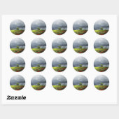 Poppy Field en Cloudy Sky Ronde Sticker (Vel)