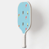 Populaire ijscrème op blauw pickleball paddle (Links)
