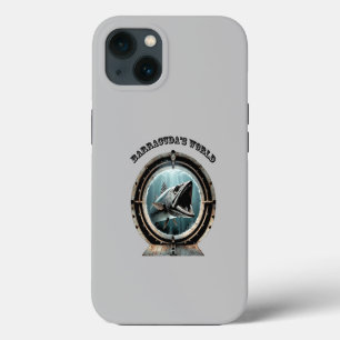 Porthole zicht op een Barracuda vis onder water UR iPhone 13 Hoesje