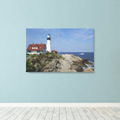 Portland Head Light, Cape Elizabeth,Maine Canvas Afdruk (Insitu (Houten vloer))