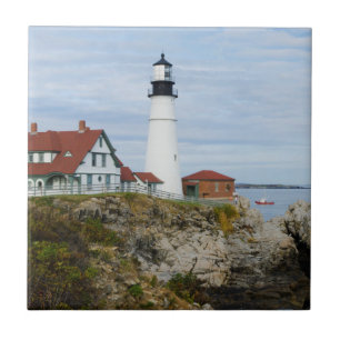 Portland Headlight-vuurtoren op rotsachtige kust Tegeltje