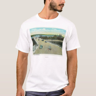 Portland, MaineView of the Longmede Monument T-shirt