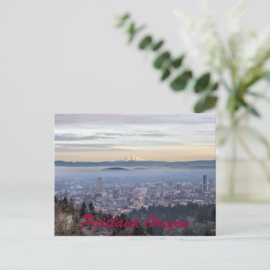 Portland Oregon Downtown Foggy Cityscape Skyline Briefkaart (Staand voorkant)
