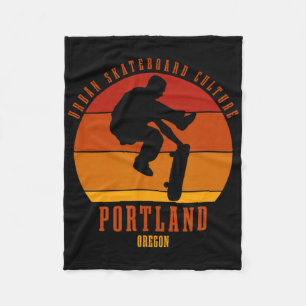 Portland Oregon Skateboarder Urn Skateboarding 2 Fleece Deken