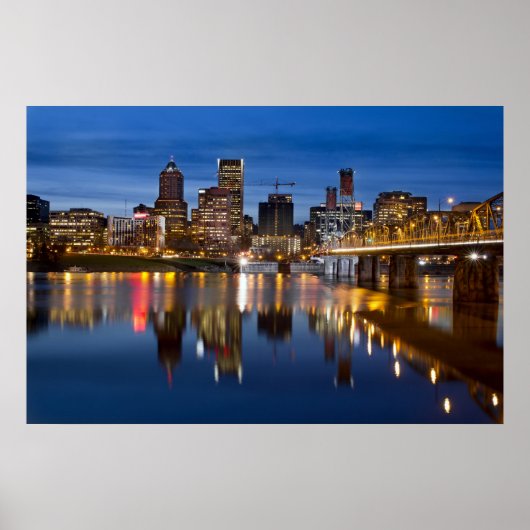 Portland Oregon Skyline op het Poster Blue Hour (Voorkant)