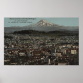 Portland, Oregon - Uitzicht van het centrum met Mt Poster (Voorkant)
