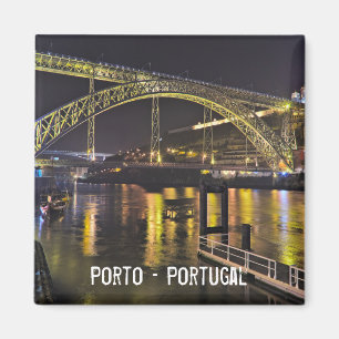 Porto - Portugal. Nachtbeeld nabij Douro Rivier Magneet
