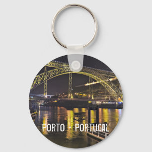 Porto - Portugal. Nachtbeeld nabij Douro Rivier Sleutelhanger