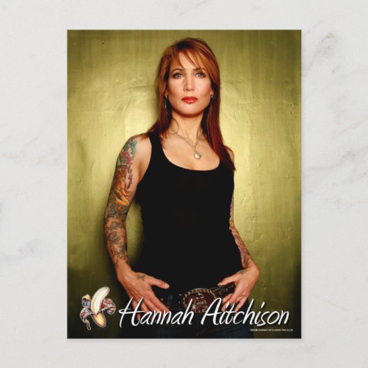 Portret Briefkaart - Hannah Aitchison on Green (Voorkant)