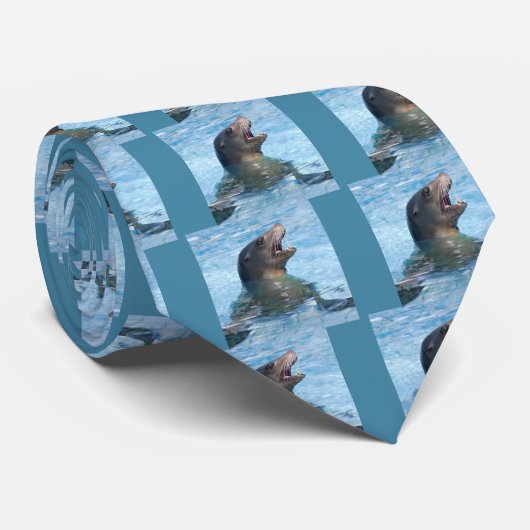 Portret California Zee Lion Stropdas (Opgerold)