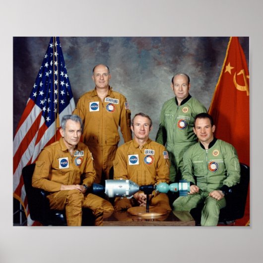 Portret van de bemanning voor het Apollo-Soyuz-tes Poster (Voorkant)