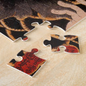 Portret van een acteur met een vis legpuzzel (Zijkant)