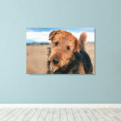 Portret van een Airedale Terrier Canvas Afdruk (Insitu (Houten vloer))