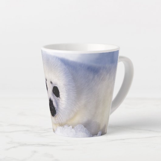Portret van een Harp Seal Pup Latte Mok (Rechterhoek)