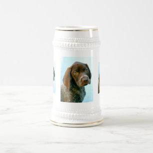 Portret van een hond bierpul