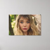 Portret van een jongedame canvas afdruk (Voorkant)