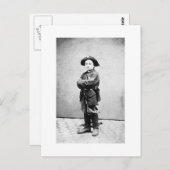 Portret van een kindsoldaat c. 1860-1865. Burgeroo Briefkaart (Voorkant / Achterkant)