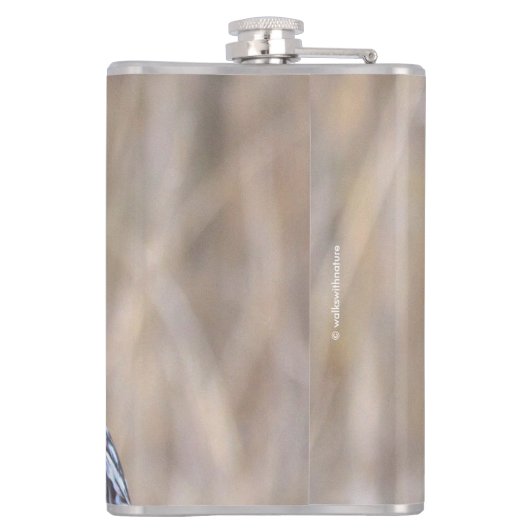 Portret van een korrelige hagel heupfles (Achterkant)