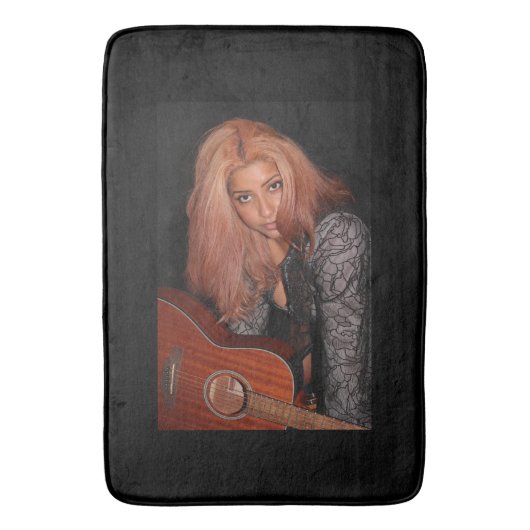 Portret van een mooie jonge dame badmat (Voorkant Verticaal)