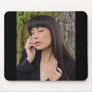 Portret van een mooie jonge dame muismat