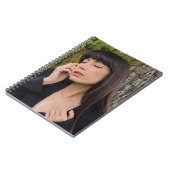 Portret van een mooie jonge dame notitieboek (Linkerzijde)