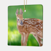 Portret van een Newborn Fawn (witstaarhert) Keramisch Ornament (Links)