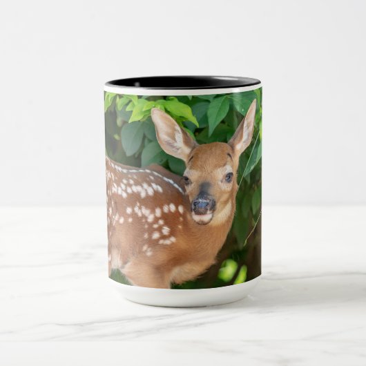 Portret van een Newborn Fawn (witstaarhert) Mok (Midden)