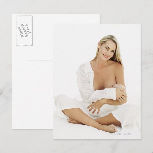 Portret van een vrouw die borstvoeding geeft a bab briefkaart (Voorkant / Achterkant)